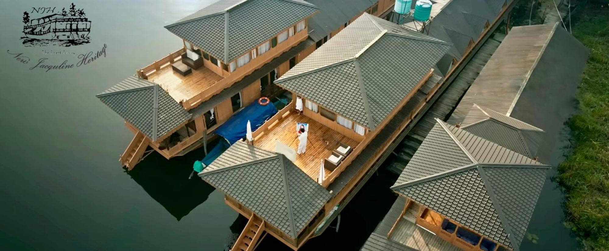 New Jacquline Heritage Houseboats Srīnagar Exteriér fotografie