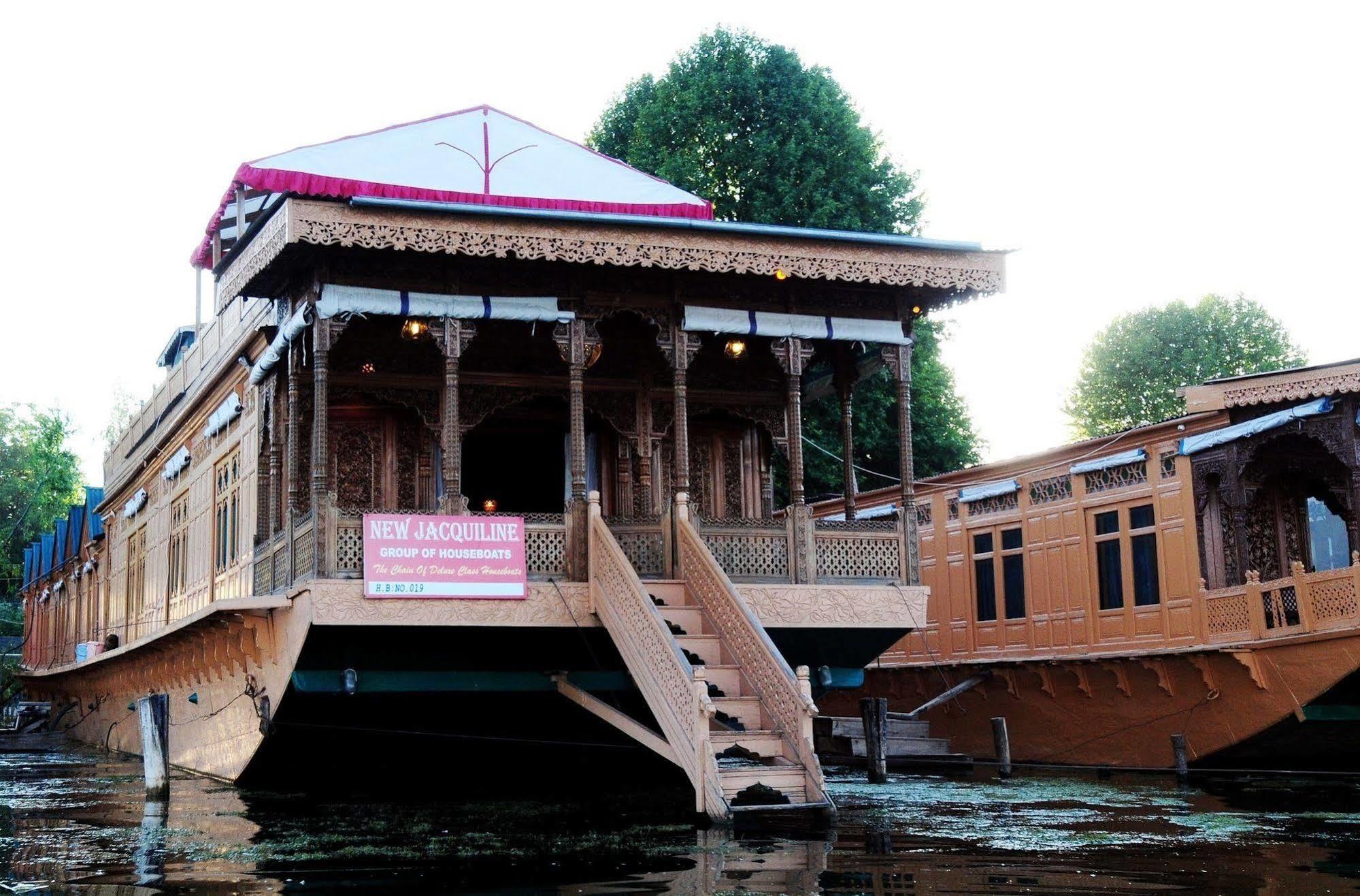 New Jacquline Heritage Houseboats Srīnagar Exteriér fotografie